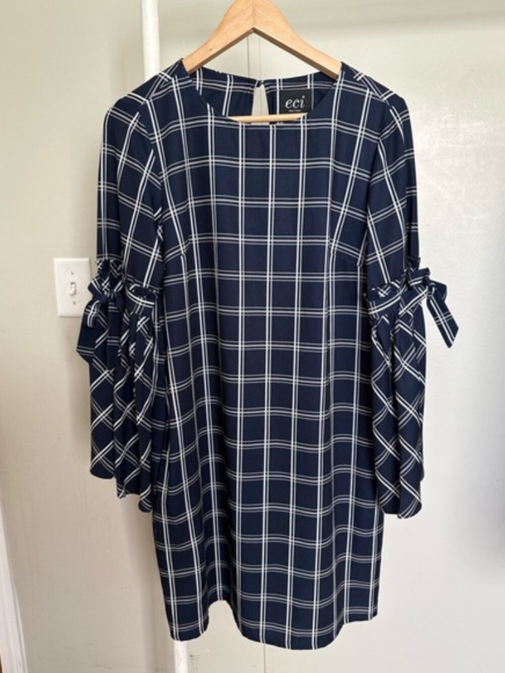 ECI New York Womens Navy Blue and White Plaid Longsleeve Midi Shift Dress size 4